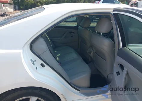 2007 Toyota Camry Le z USA, uszkodzony, nr VIN JTNBE46K973056324